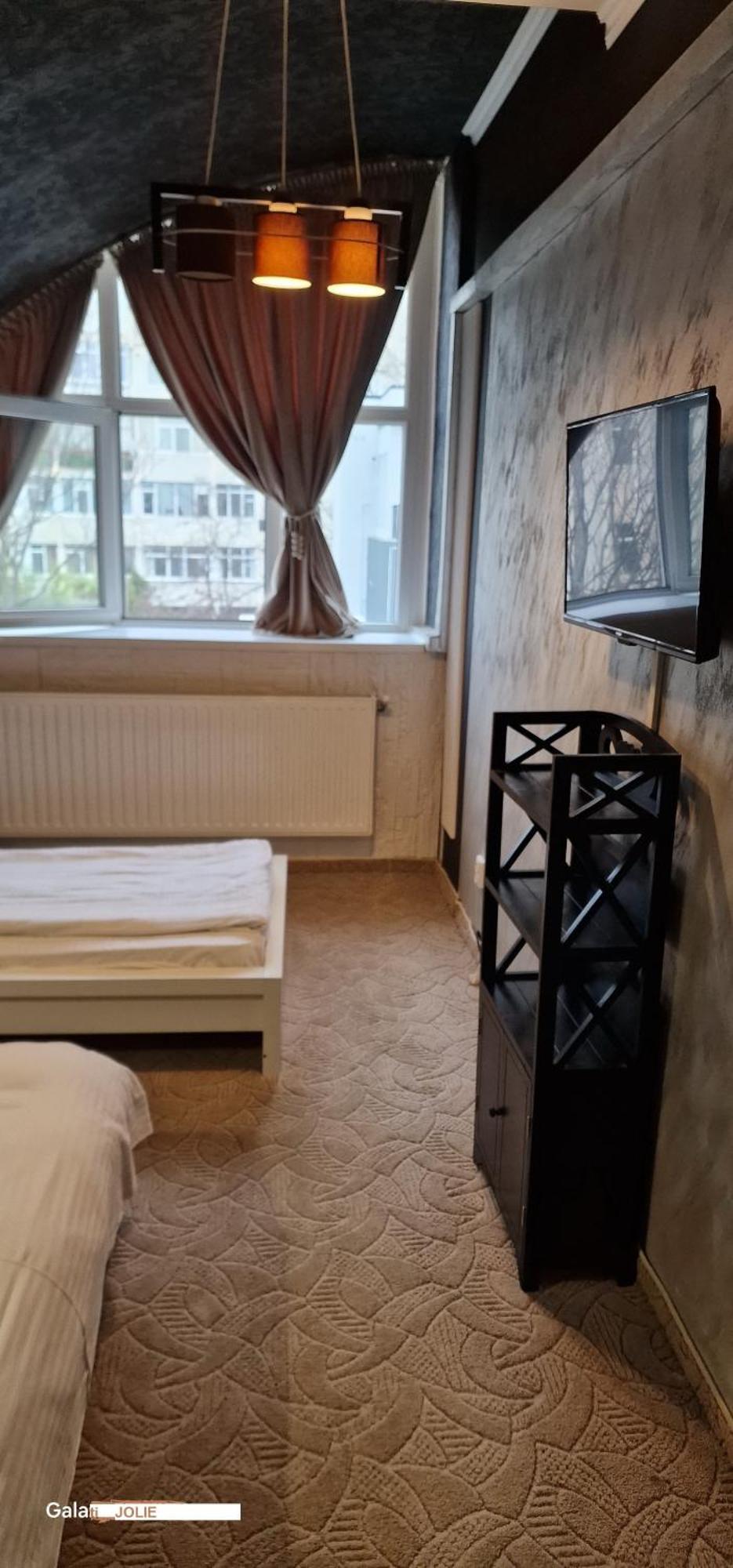 Hotel Jolie Apartments Галац Екстер'єр фото