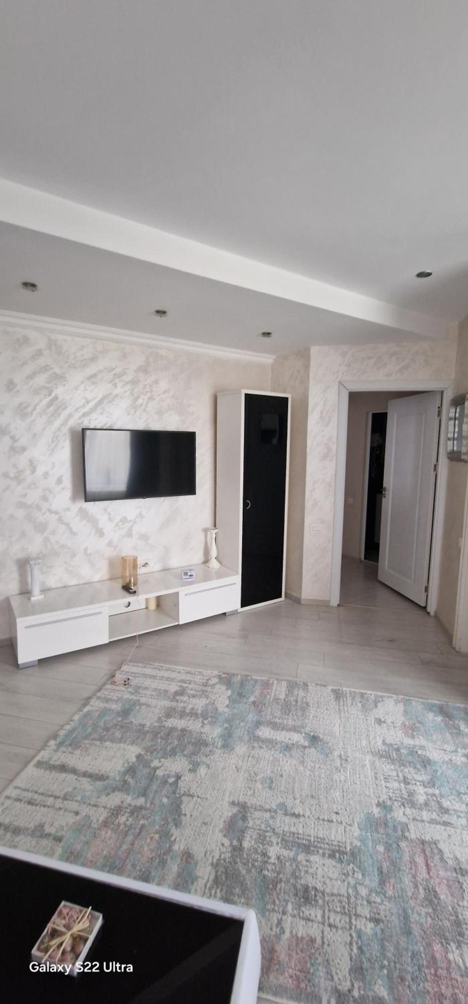 Hotel Jolie Apartments Галац Екстер'єр фото
