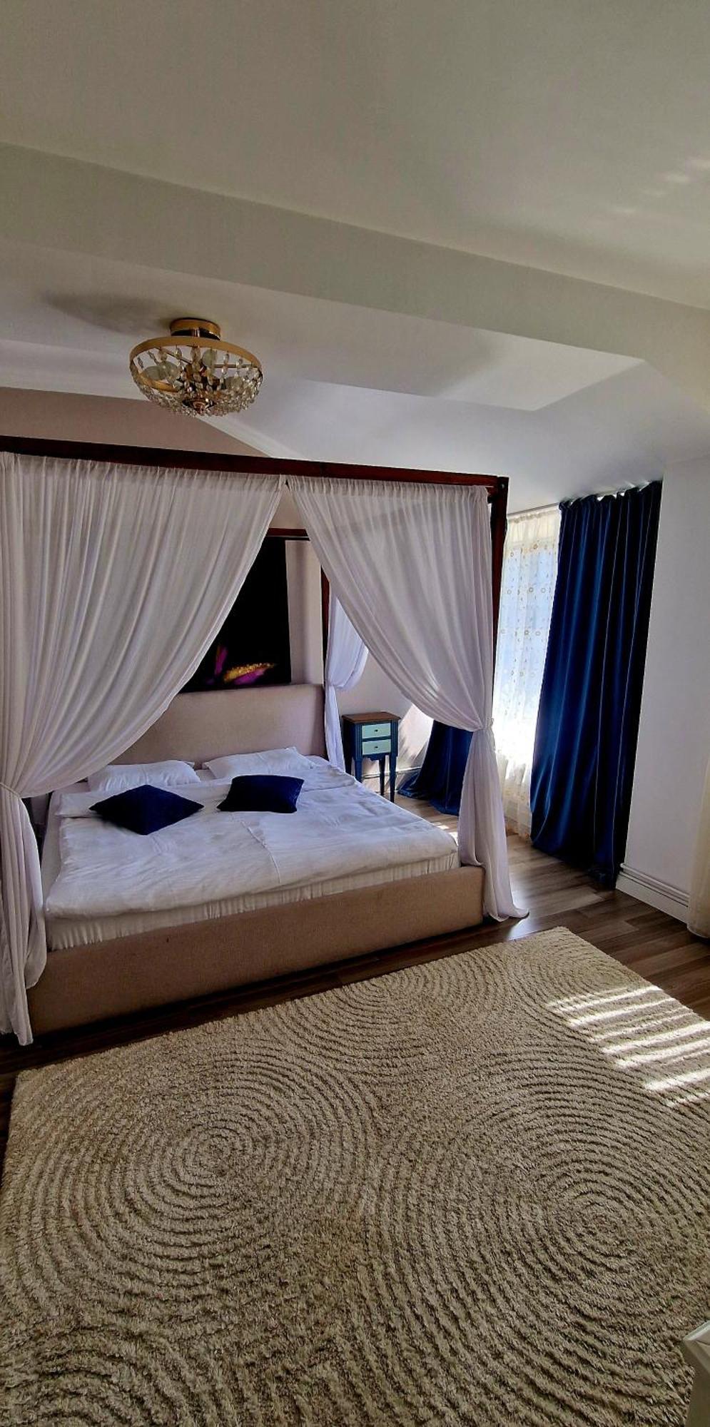 Hotel Jolie Apartments Галац Екстер'єр фото